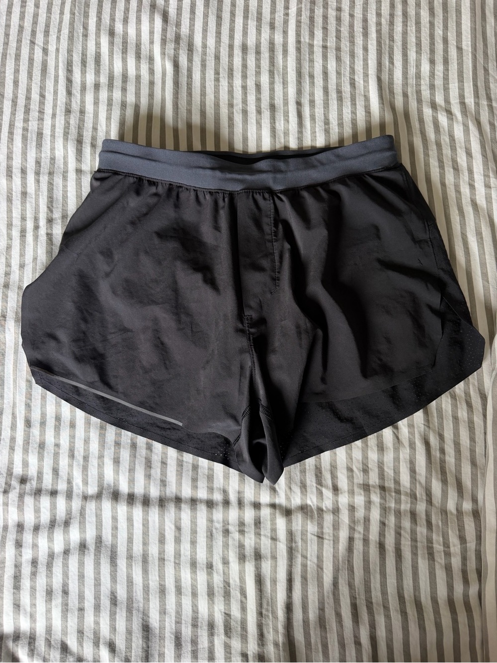 lululemon athletica Men’s Black Athletic Running Shorts